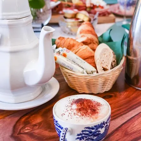 公寓 Antoine Serviced By Mirabeau