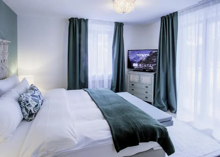 Antoine Serviced By Mirabeau Apartman *