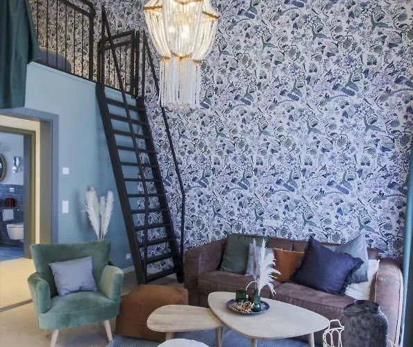 Antoine Serviced By Mirabeau Apartman *