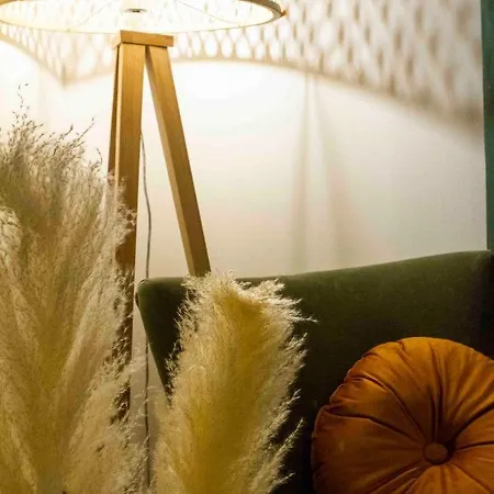 Antoine Serviced By Mirabeau *