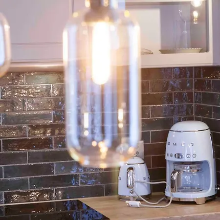 Antoine Serviced By Mirabeau