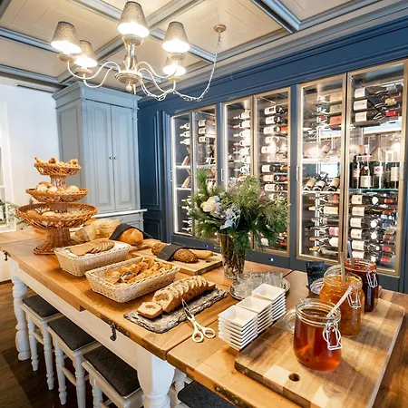 Διαμέρισμα Antoine Serviced By Mirabeau