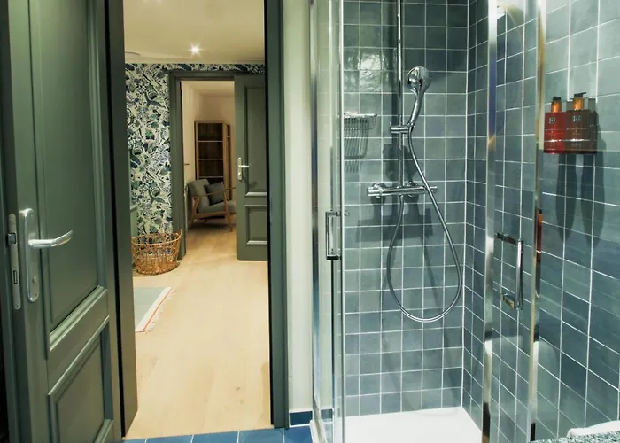 Antoine Serviced By Mirabeau * Ζερμάτ